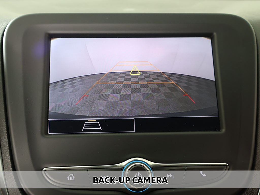 2024 Chevrolet Equinox LT photo 3