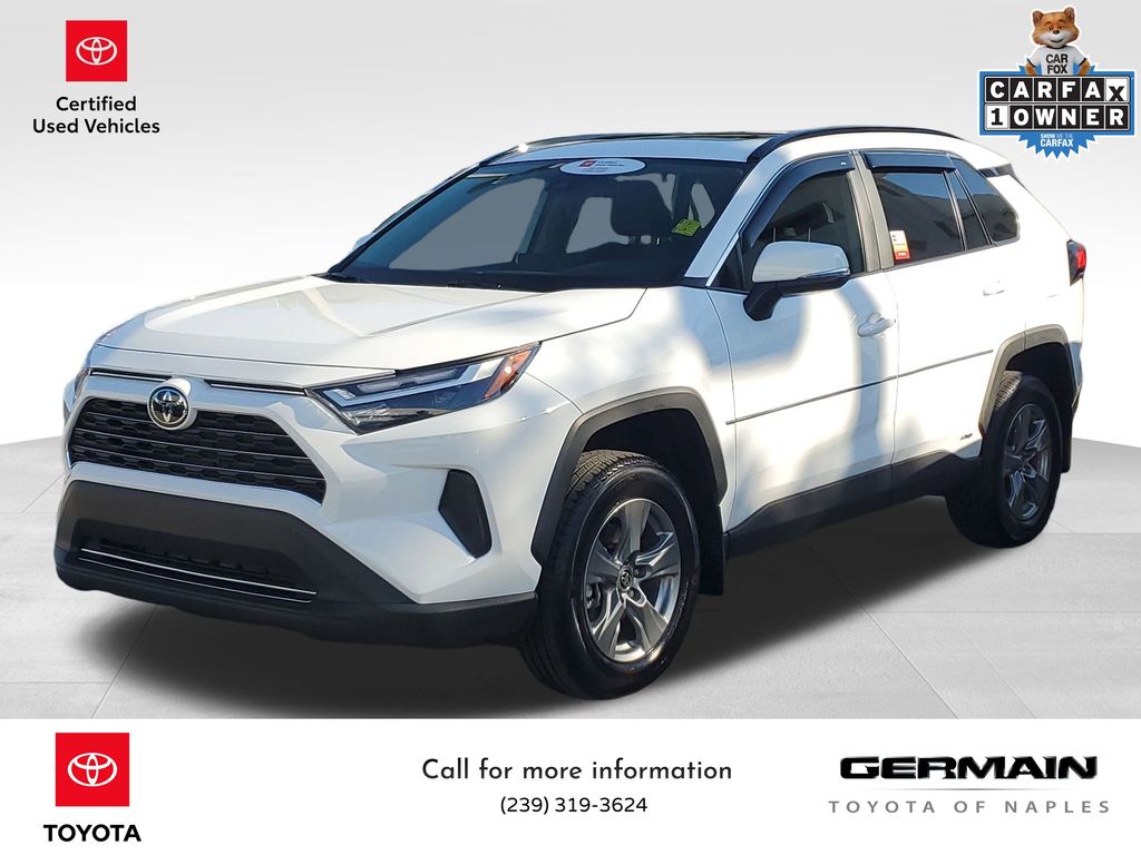 2025 Toyota RAV4 XLE