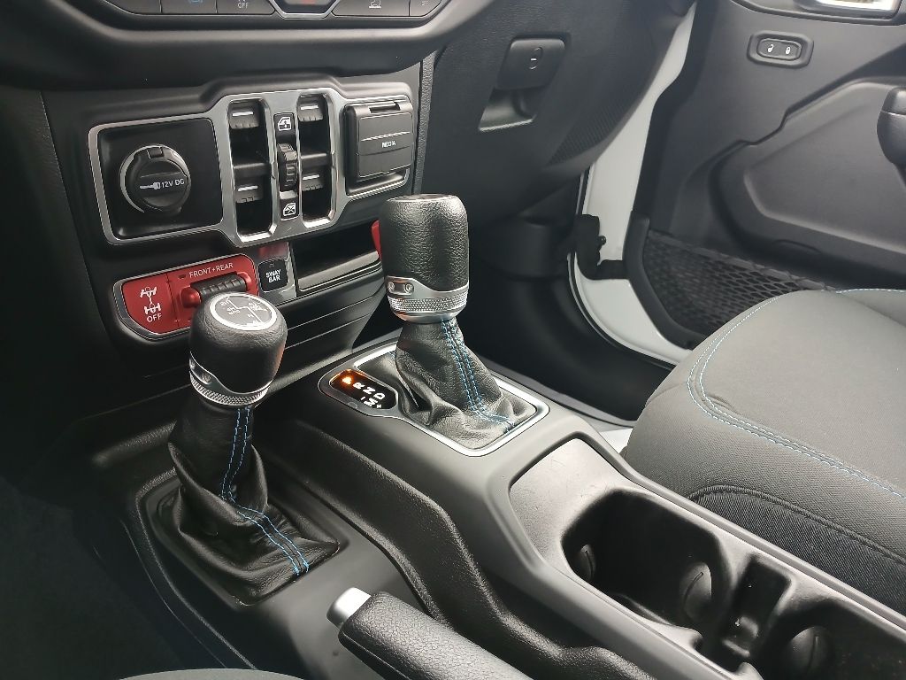 2021 Jeep Wrangler Unlimited Rubicon 4xe photo 15