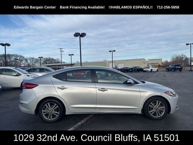 2018 Hyundai Elantra SEL's photo
