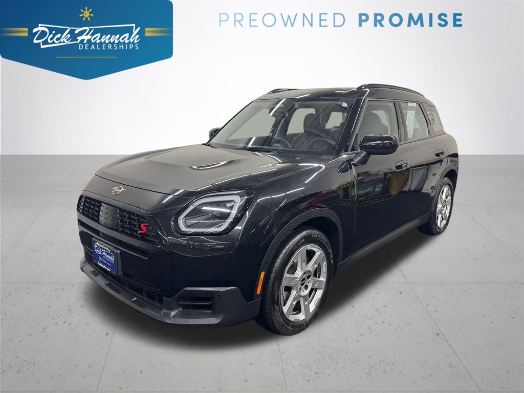2025 MINI Countryman S's photo