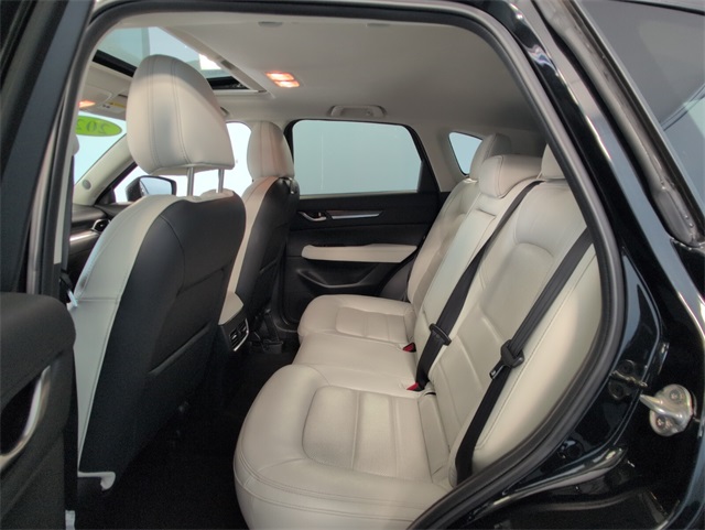2022 Mazda CX-5 2.5 Premium Plus photo 8