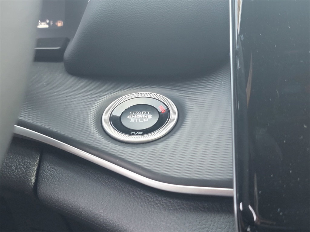 2025 Jeep Grand Cherokee Laredo Altitude photo 18
