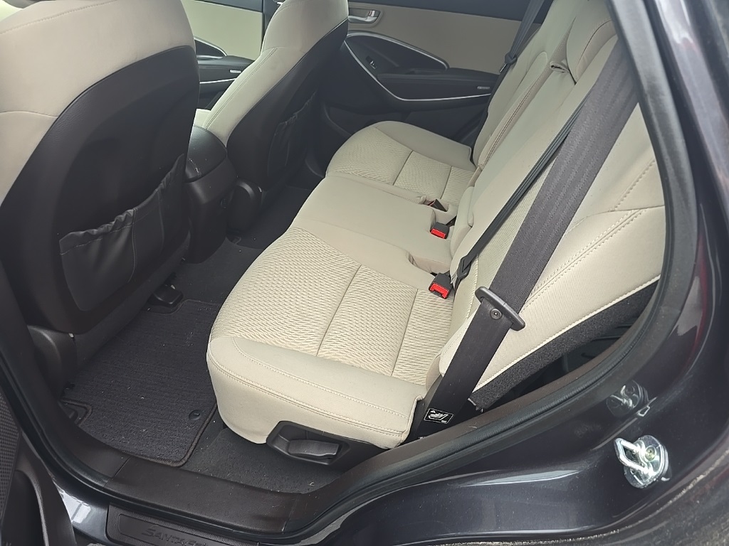 2017 Hyundai Santa Fe Sport Base photo 9