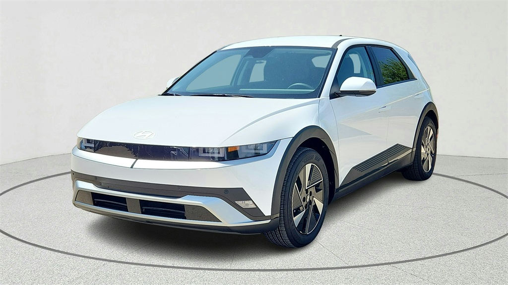 2025 Hyundai Ioniq 5 SE photo 17
