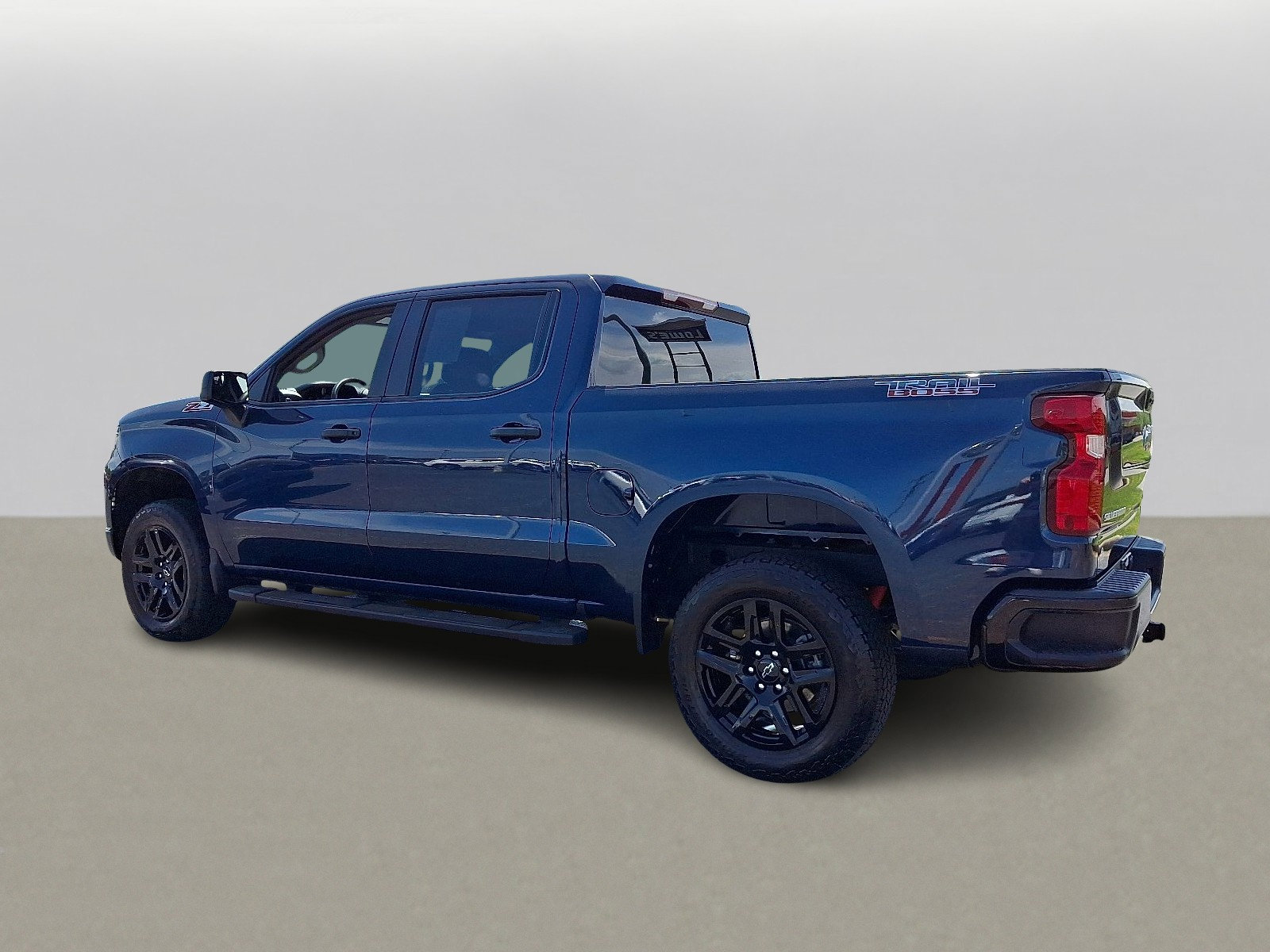2023 Chevrolet Silverado 1500 Custom Trail Boss photo 7