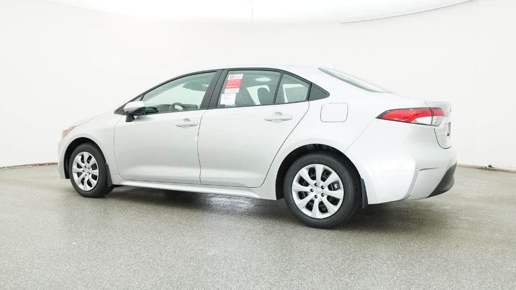 2026 Toyota Corolla LE photo 12