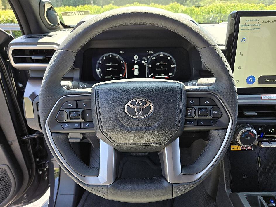 2025 Toyota 4Runner TRD Off-Road Premium photo 24