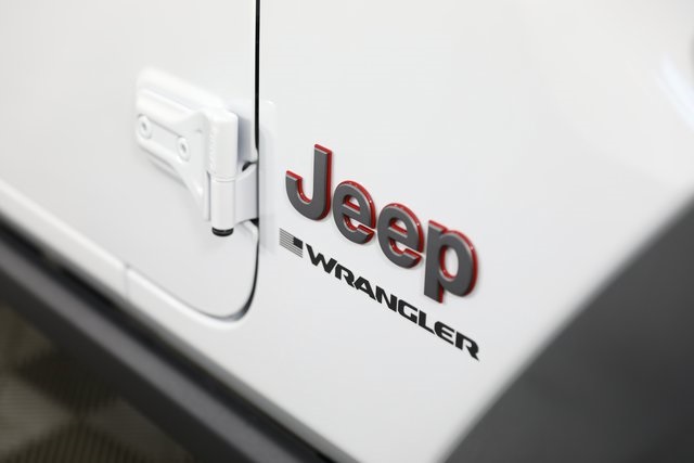 2025 Jeep Wrangler Rubicon photo 26