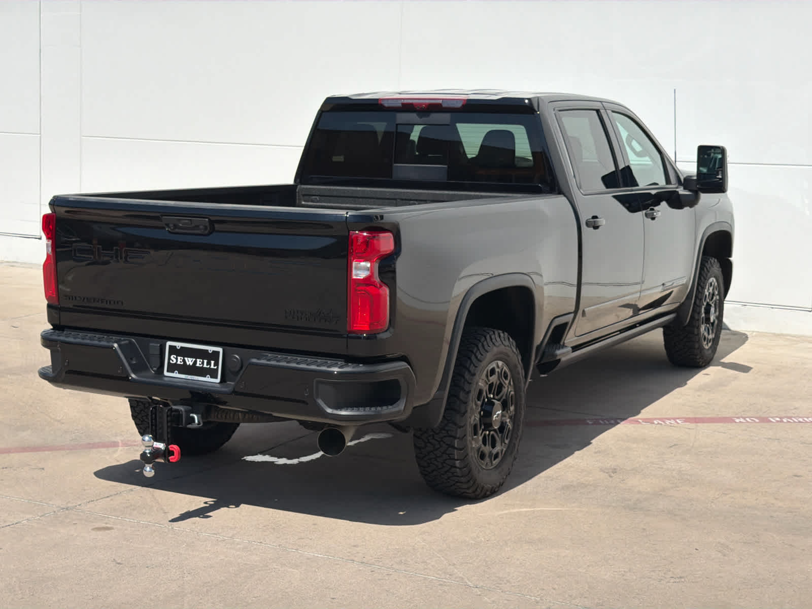 2024 Chevrolet Silverado 2500HD High Country photo 4