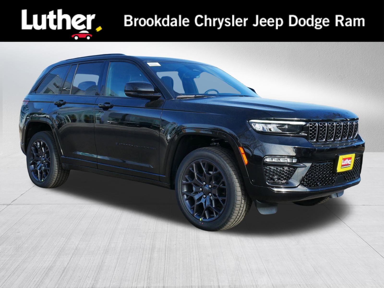 2025 Jeep Grand Cherokee Summit Reserve's photo