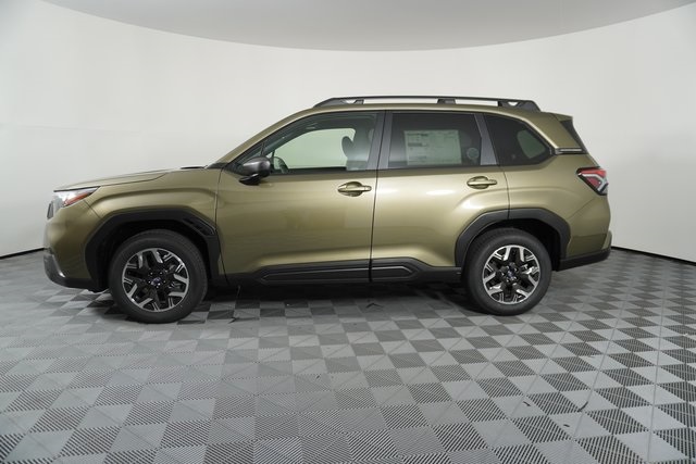 2025 Subaru Forester Premium photo 2