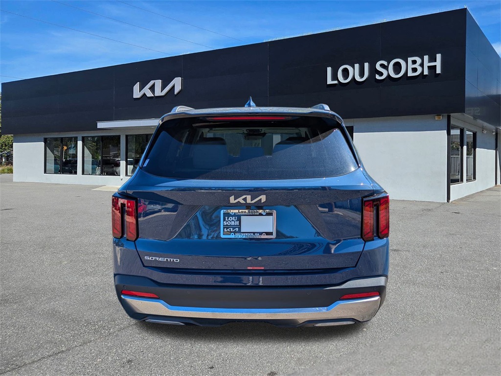 2026 Kia Sorento S photo 3