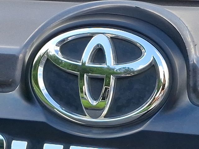 2019 Toyota 4Runner TRD Off-Road photo 27