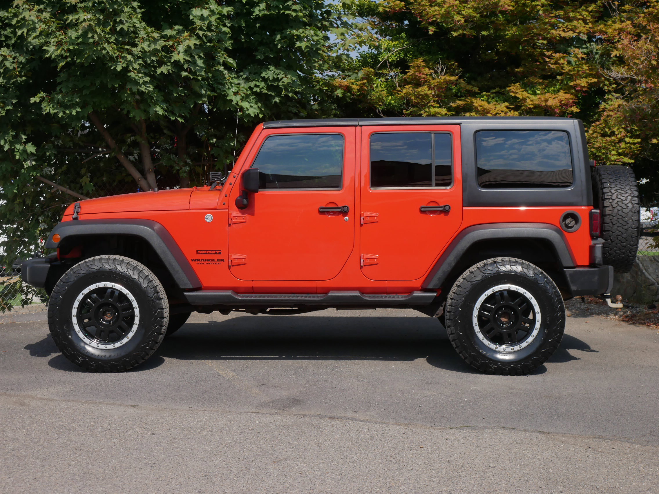 2015 Jeep Wrangler Unlimited Sport photo 11