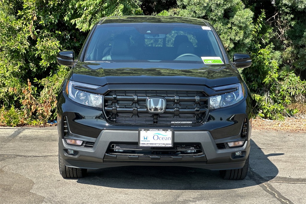 2025 Honda Ridgeline Black Edition photo 6