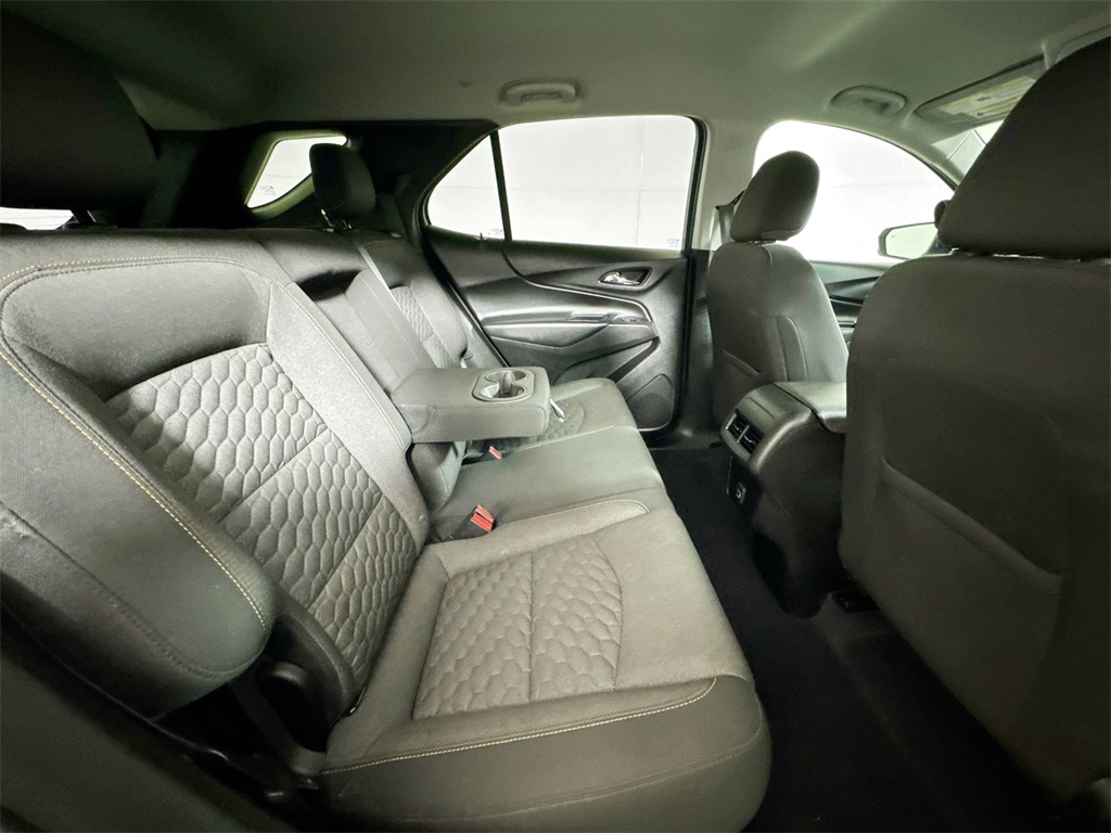 2019 Chevrolet Equinox LT photo 17