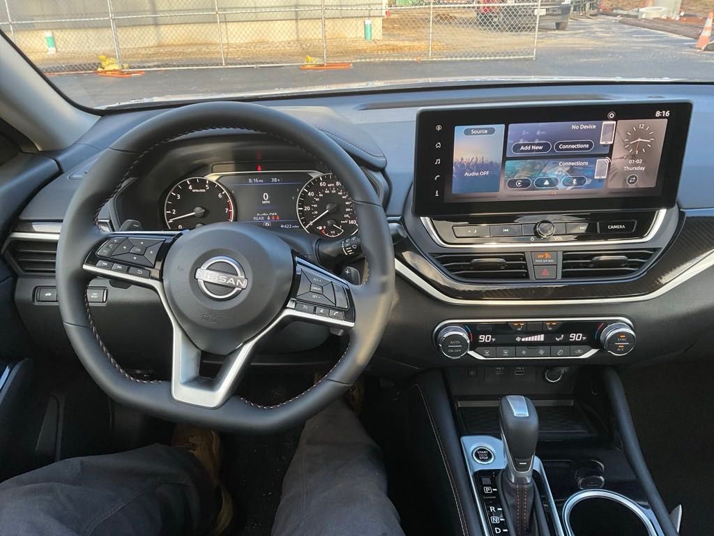 2025 Nissan Altima 2.5 SR photo 16