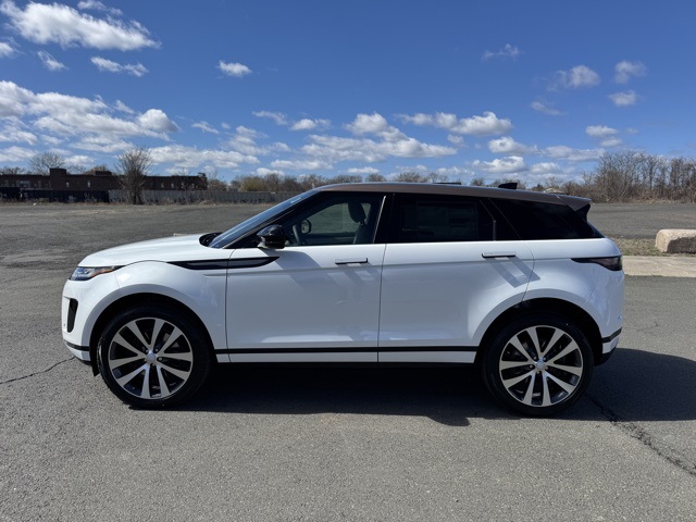 2026 Land Rover Range Rover Evoque S photo 2