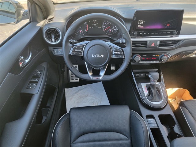 2023 Kia Forte GT-Line photo 22