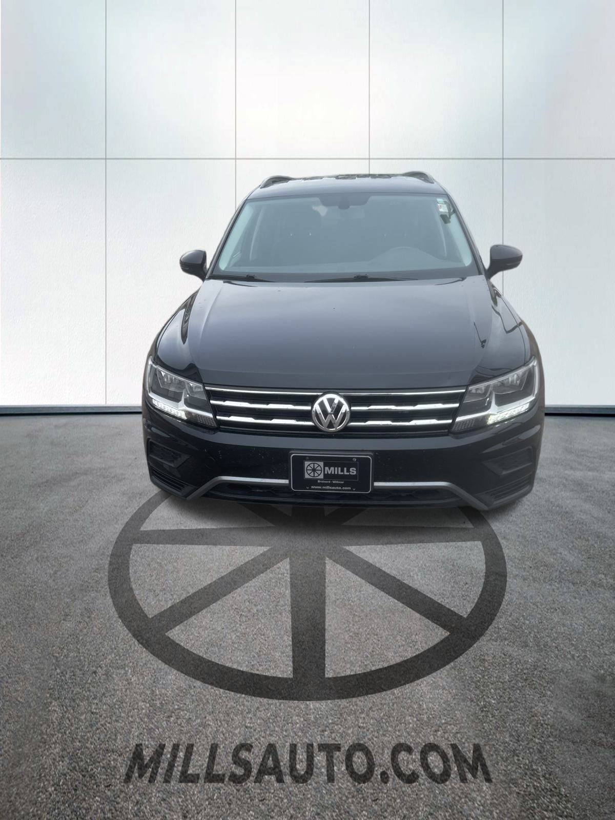 Used 2019 Volkswagen Tiguan SE with VIN 3VV2B7AX2KM027256 for sale in Baxter, Minnesota