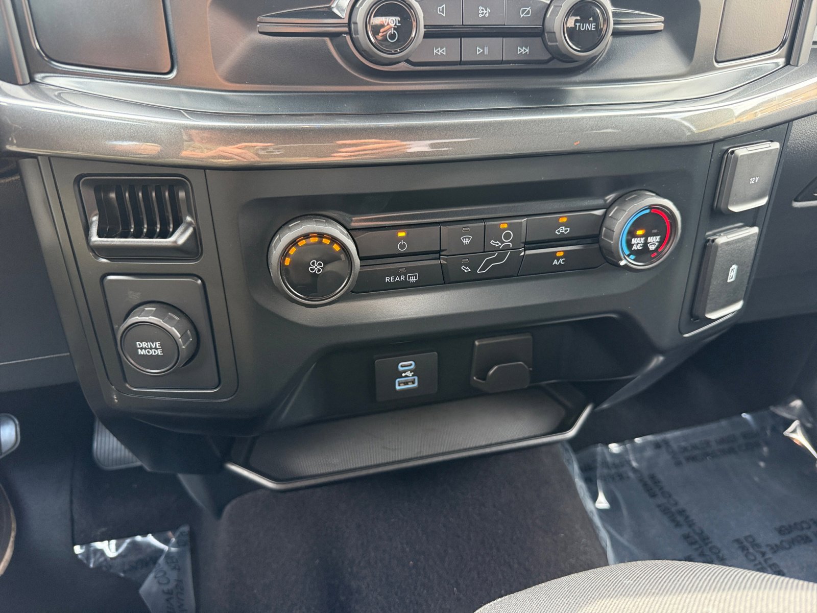 2023 Ford F-150 XL photo 13