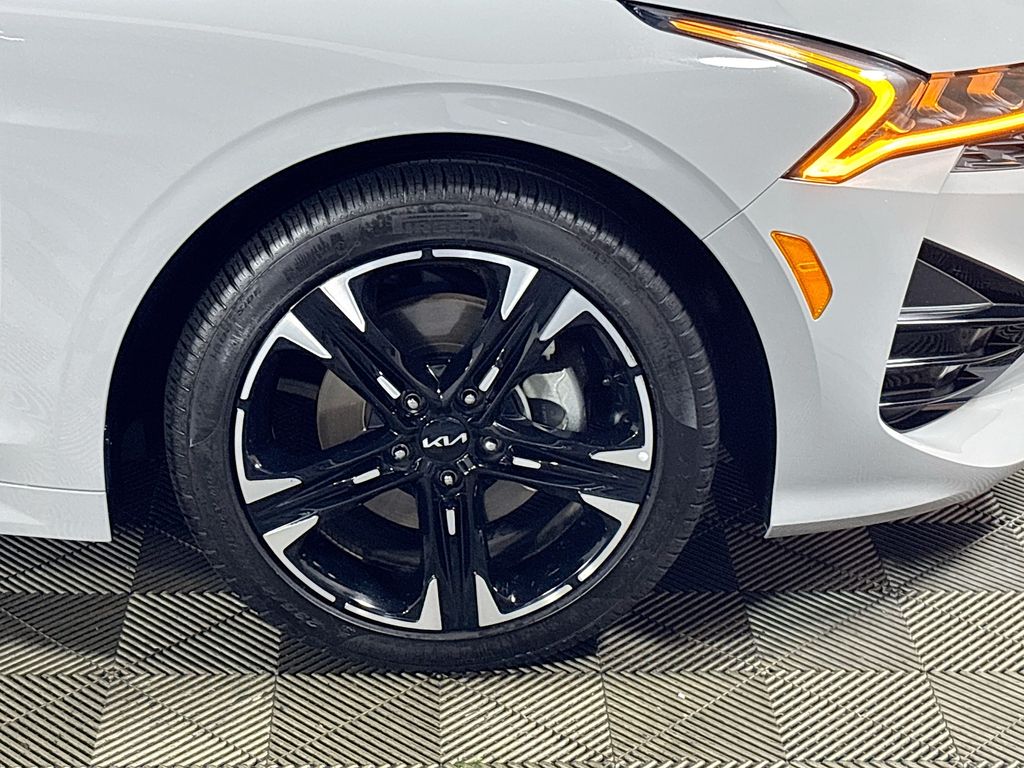 2024 Kia K5 GT-Line photo 22