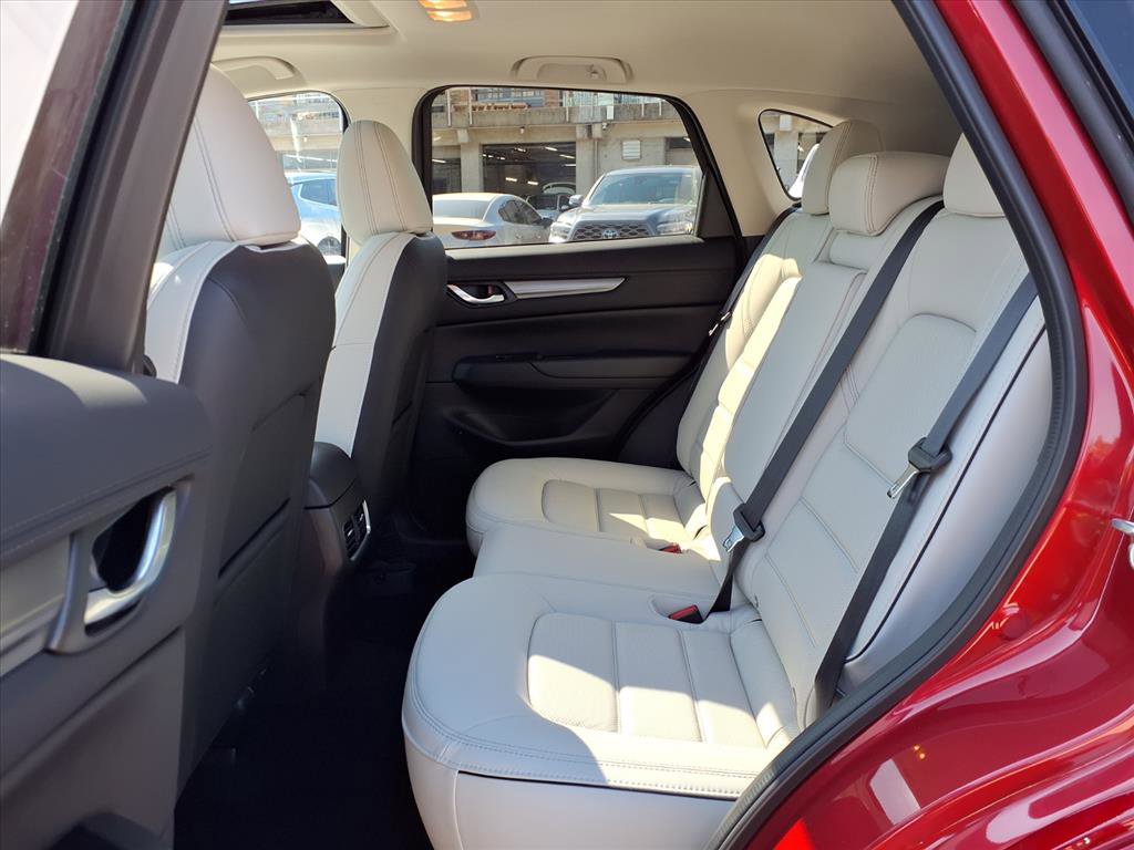 2025 Mazda CX-5 2.5 S Preferred photo 17