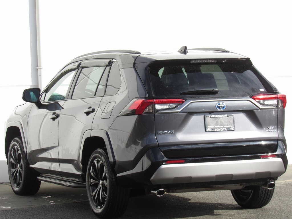 2024 Toyota RAV4 Hybrid XSE photo 4