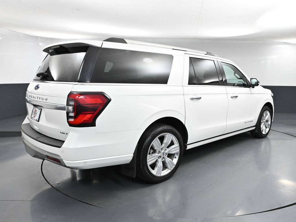 2024 Ford Expedition MAX Platinum photo 4