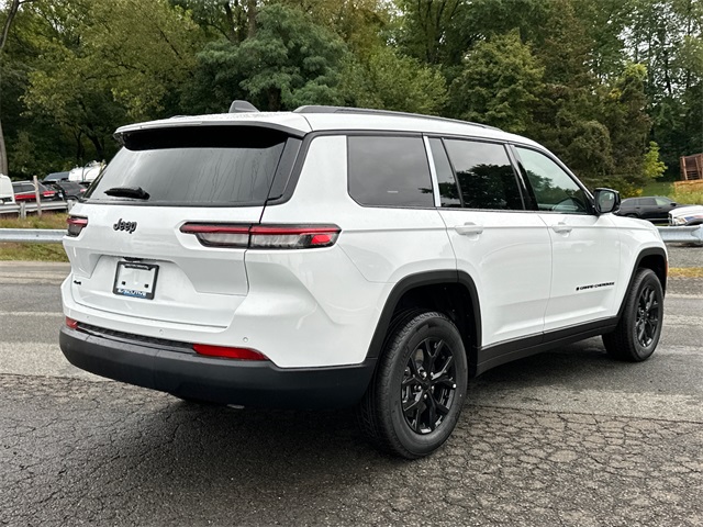 2025 Jeep Grand Cherokee Altitude X photo 4