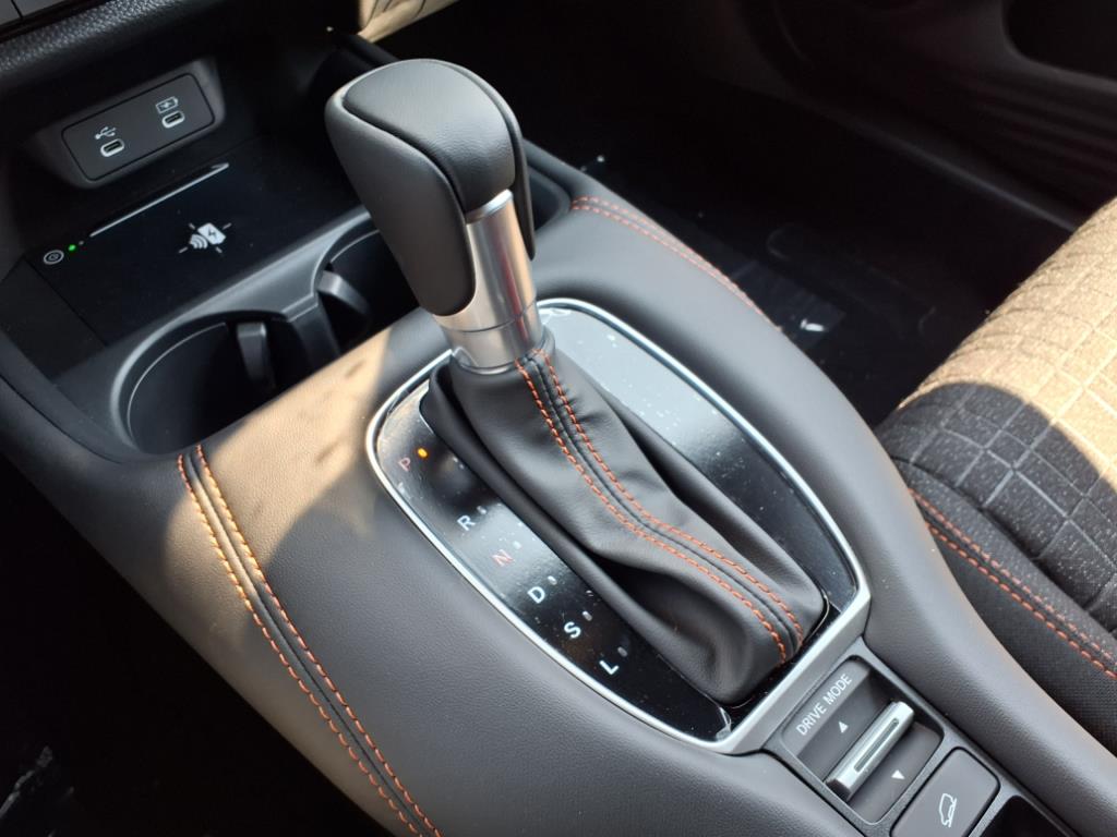 2026 Honda HR-V Sport photo 7