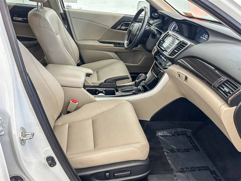 2016 Honda Accord EX-L V6 photo 12