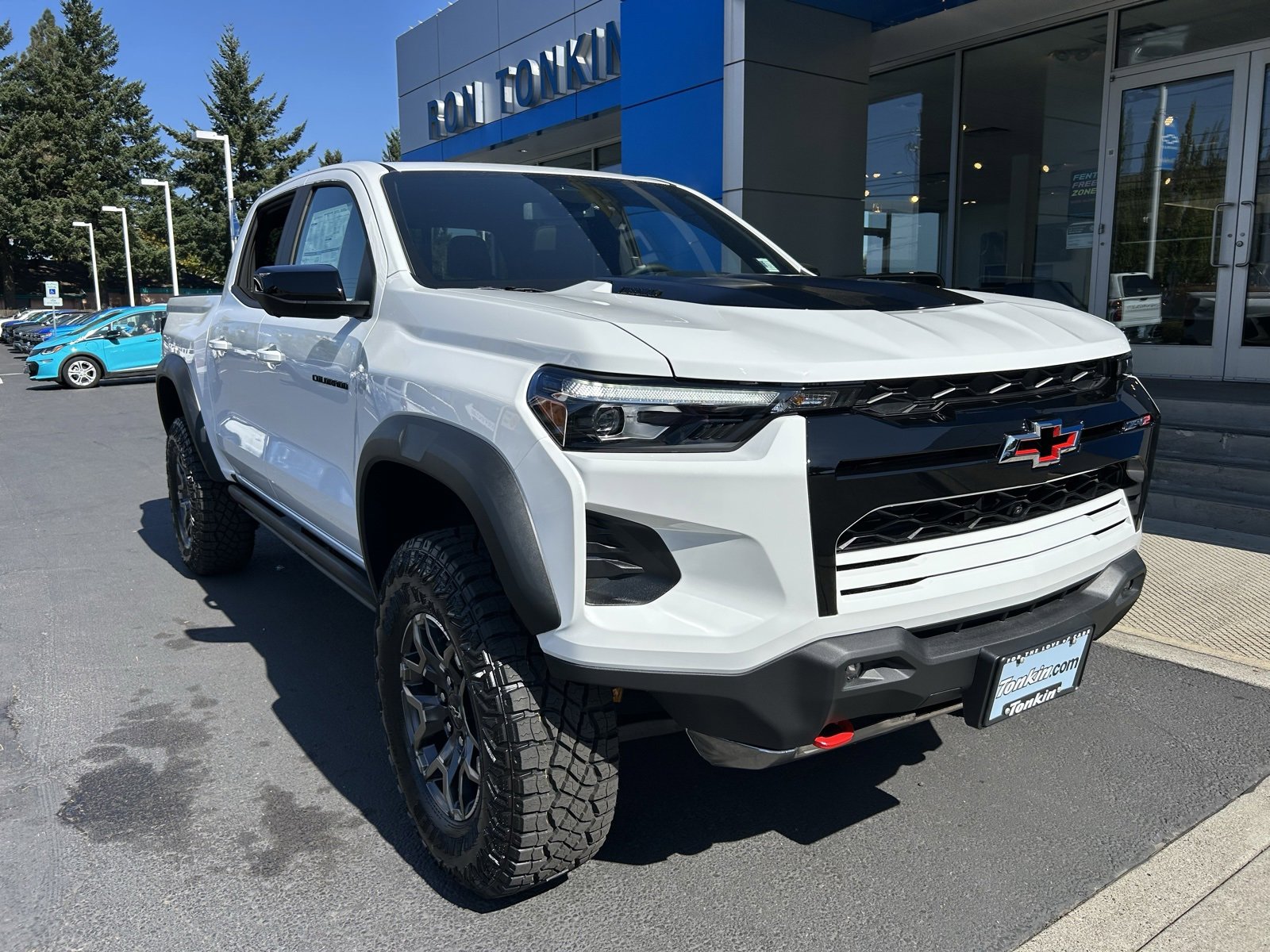 2026 Chevrolet Colorado ZR2 photo 2
