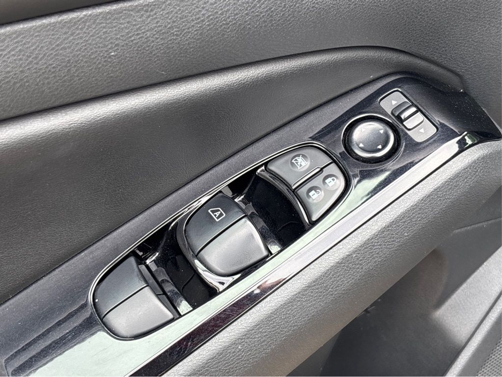 2023 Nissan Altima 2.5 SV photo 16