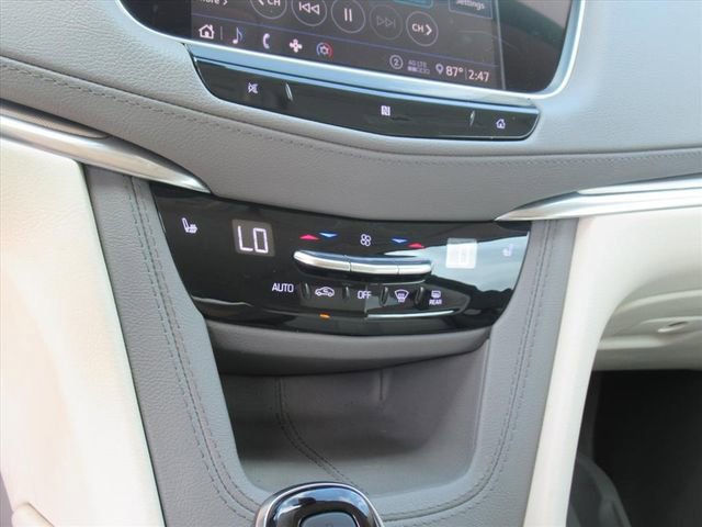 2020 Cadillac XT5 Premium Luxury photo 22