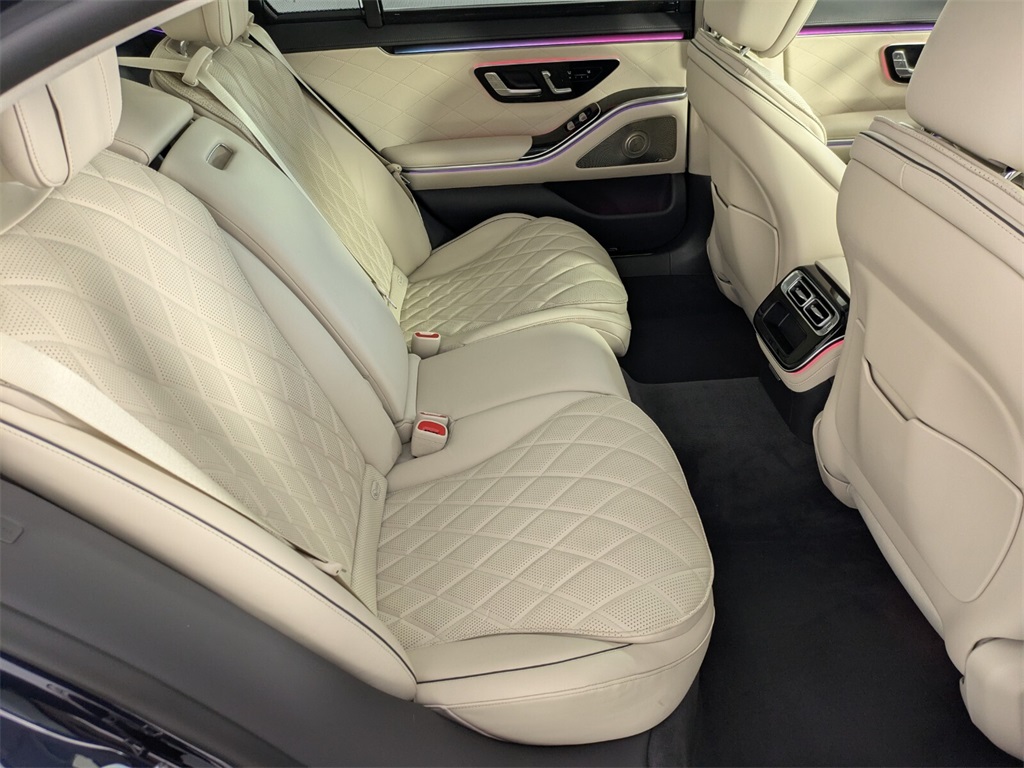 2024 Mercedes Benz S 580e 4MATIC photo 26