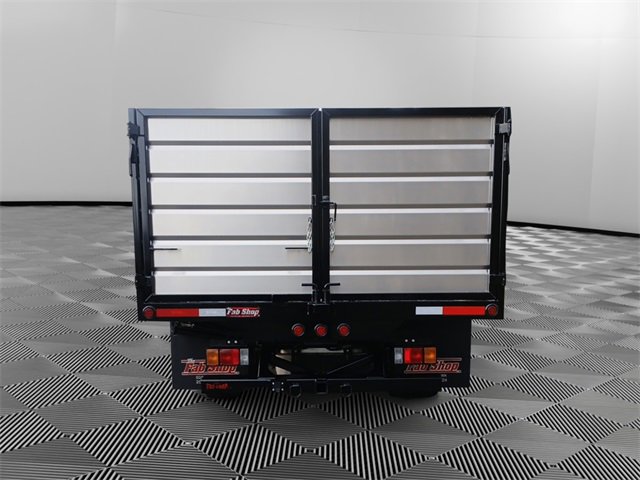 2025 Chevrolet Silverado photo 4