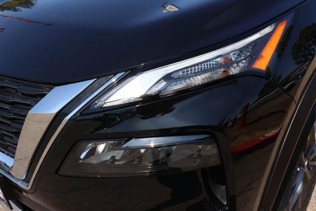 2023 Nissan Rogue S photo 5