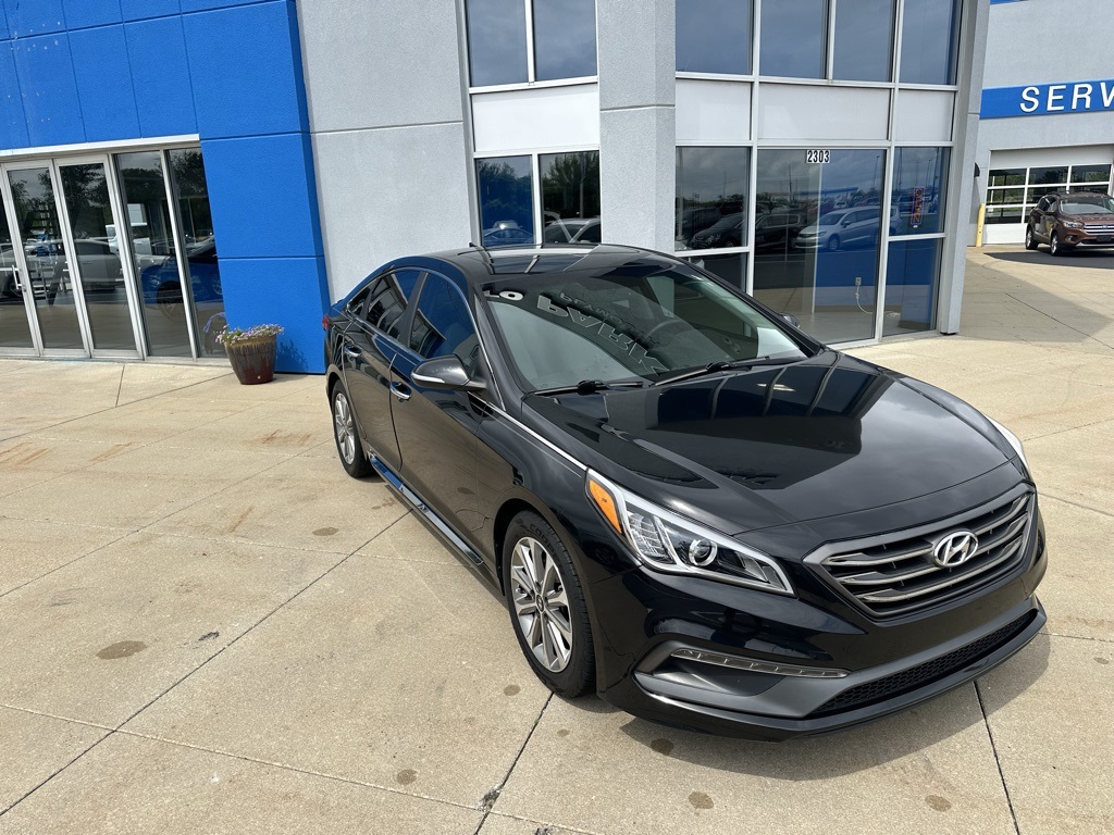 2017 Hyundai Sonata Limited photo 4