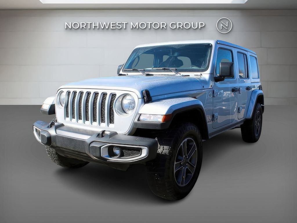 2023 Jeep Wrangler Sahara photo 3