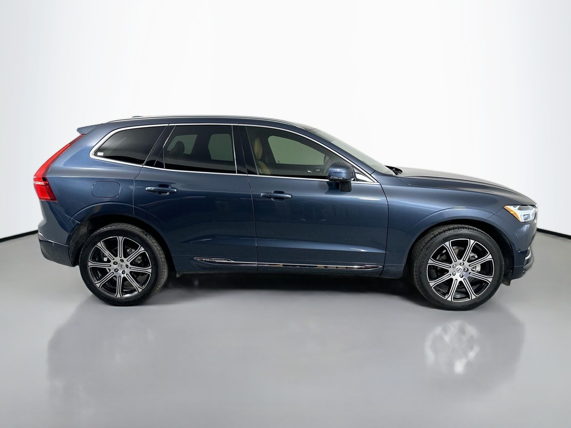 2020 Volvo XC60 T5 Inscription photo 3