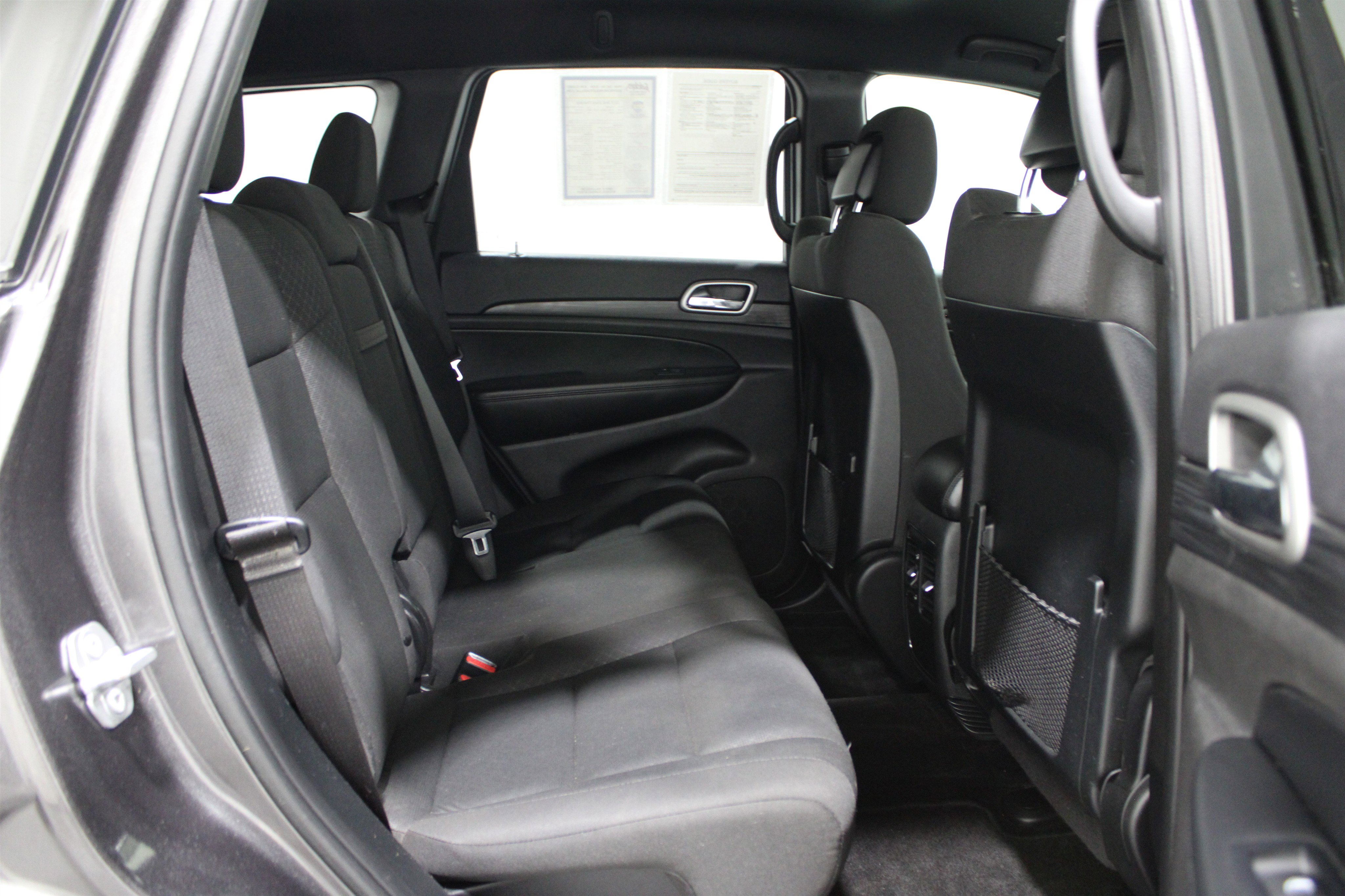 2019 Jeep Grand Cherokee Laredo E photo 21