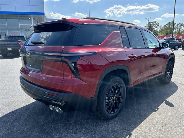2026 Chevrolet Traverse photo 3