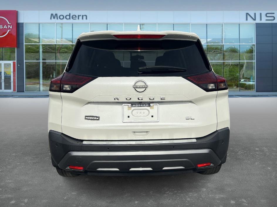 2023 Nissan Rogue SL photo 3