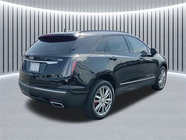 2022 Cadillac XT5 Sport photo 3
