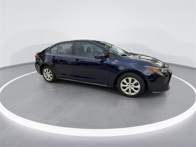 Used 2022 Toyota Corolla LE with VIN 5YFEPMAE6NP278630 for sale in North Miami, FL