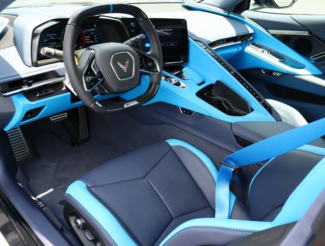 2025 Chevrolet Corvette E-Ray 3LZ photo 3
