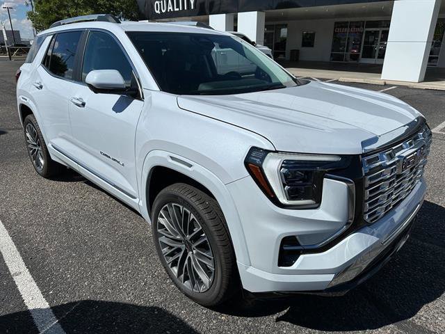 2026 GMC Terrain Denali's photo
