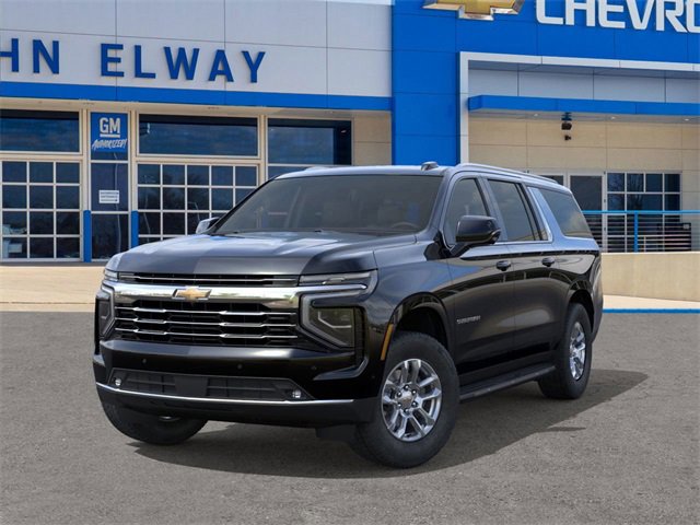 2026 Chevrolet Suburban LT photo 3